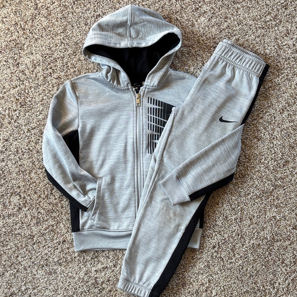 Nike Jogger Set